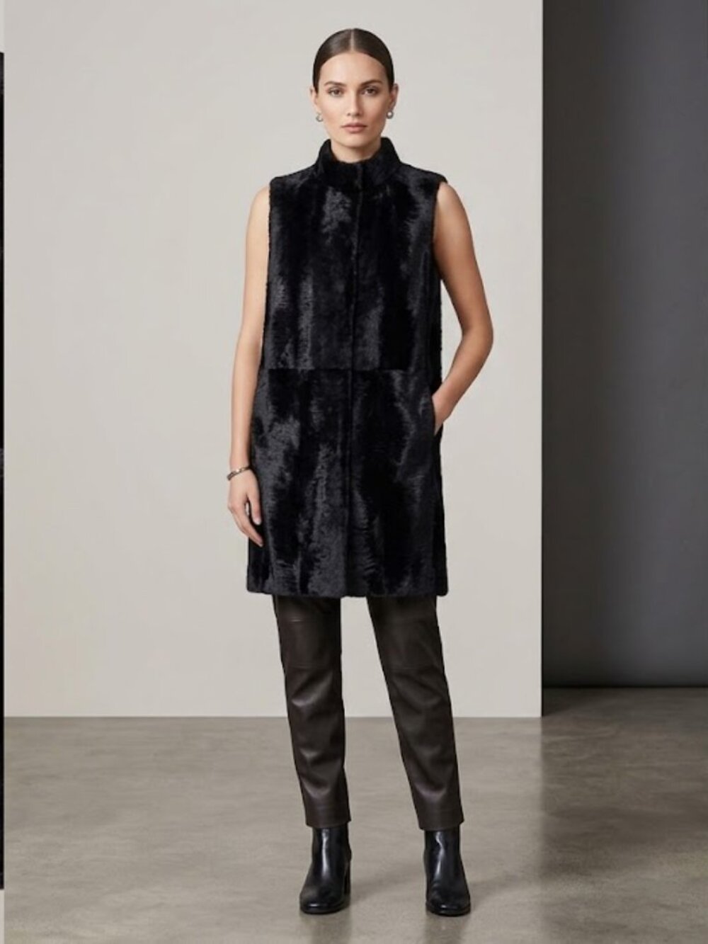 'S Max Mara Faux Fur Sleeveless Dress Vest Black 8
